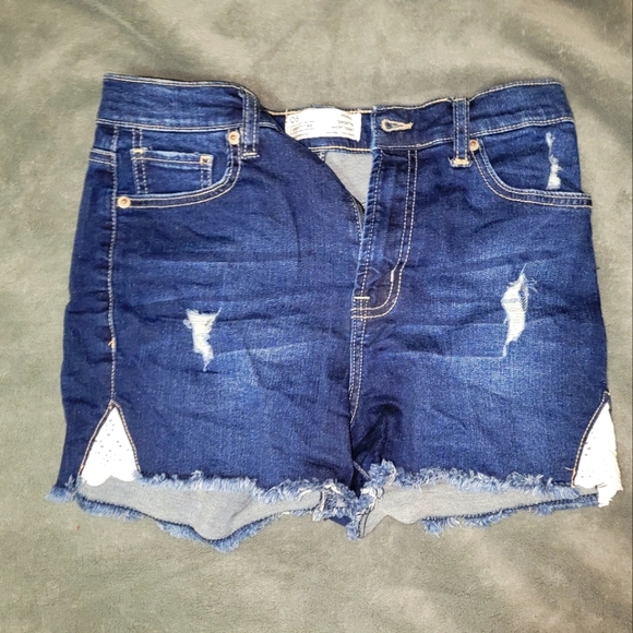 Pum pum shorts - Picture 1 of 4